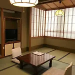 Tazuru